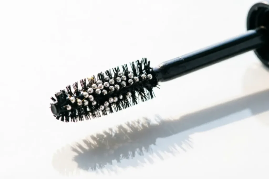 Magnetic Mascara Advantages at a Glance
